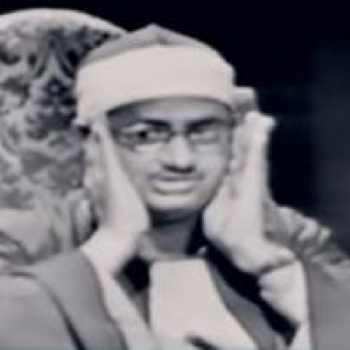 المنشاوي يناجي ربه