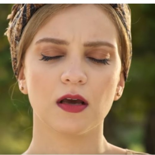 ♪♪ أذوب محبة-مي عبد العزيز
