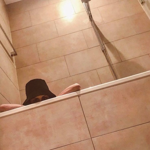 In the Bubble Bath with: Parand