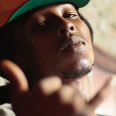 "Throwin Shade Freestyle" ft. @_2eez