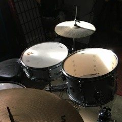 Veit's Drum Set (Short Mix) [BizaarBazaar]