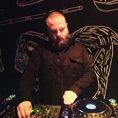 Industrial y Electronic Body Music