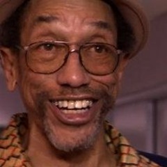 Elliot Mess - Holla 19