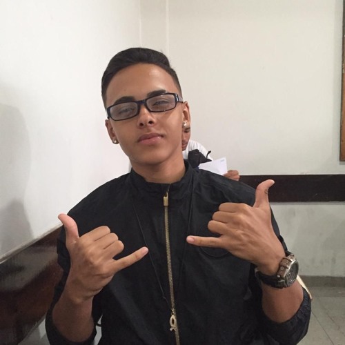 MC DON JUAN E MC KEVIN O CHRIS- VOCÊ ME DEIXA CRAZY -150 BPM -((DJ FILIPINHO DO CRMJ))