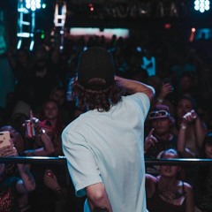 Broke Bitch ft. Dmeko (prod. SevenPahks)