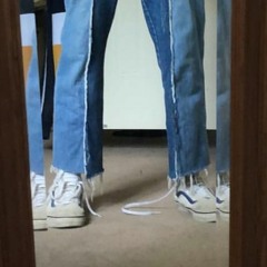 Ripped Jeans (prod. by Discent)