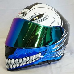 talking shit with strangest flying creatures