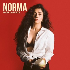 COVER CADERAS BLANCAS BY MON LAFERTE