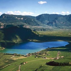 ASMR ITA - Lettura della leggenda "L'origine del Lago di Caldaro"