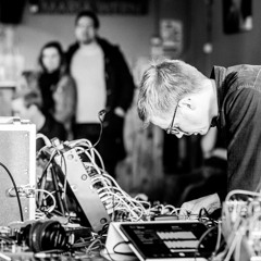 Square Wave (live improvisation with Thijs Pronk)