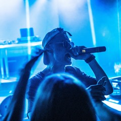 najpierw słyszą potem widzą feat. miki (prod. PRZEMØ)