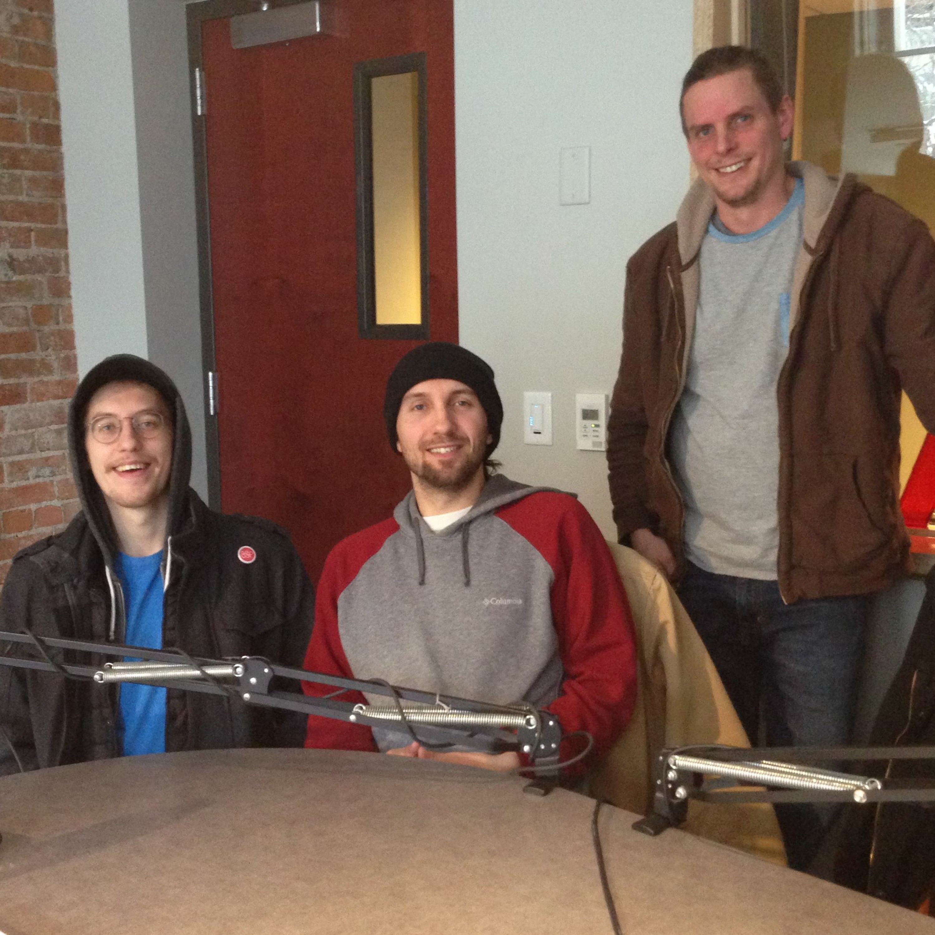 Arts on Fire - Qwister Live in the WRFA Studio