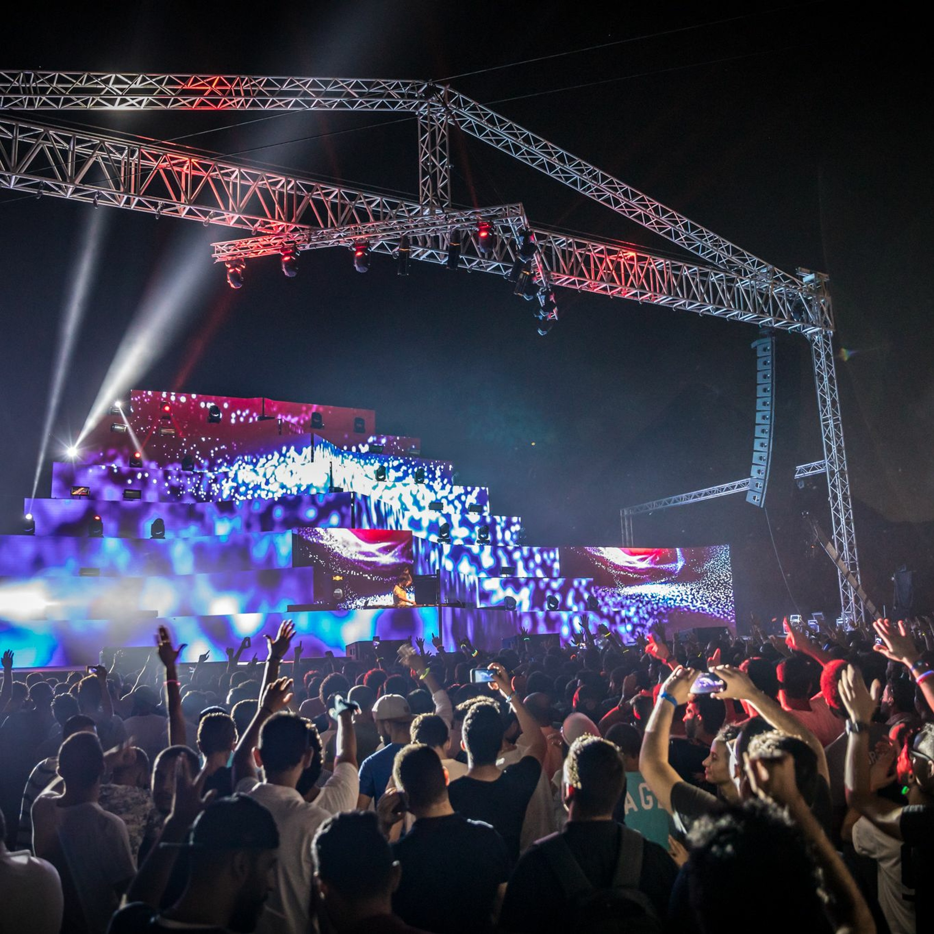 Paul Thomas presents UV Radio