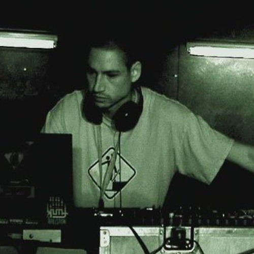 Robbert Mononom - Live Checktek 2002