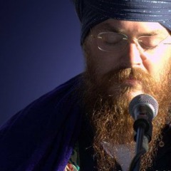 Live at Harmandir Sahib Amritsar April 26th 2006