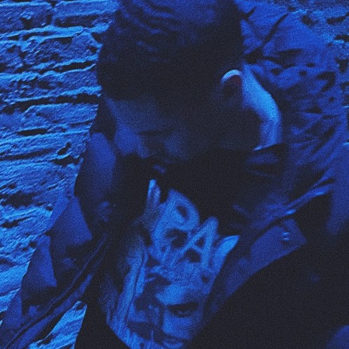 BENJI VICE - GUCCI HANDCUFFS