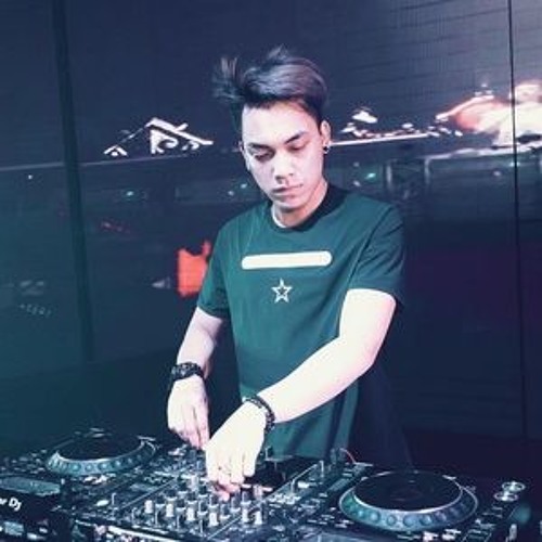 LBB - Quay Lưng Về Nhau 2019 - V.A Remix (Bản Chuẩn 320Kps)