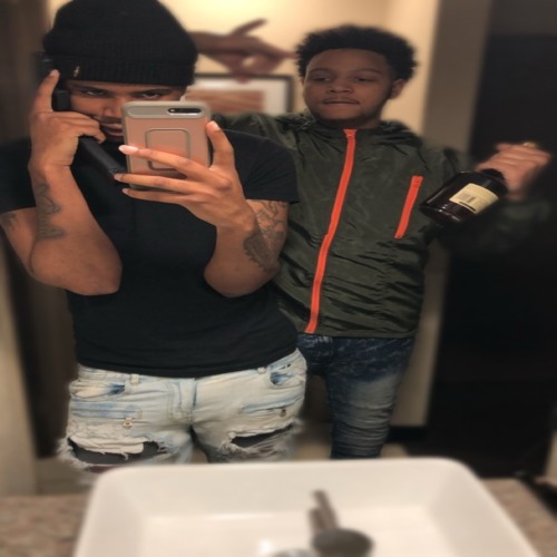 Tumor (feat. Plugg'D N)