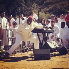 Yhandi - Kanye West - Sunday Service