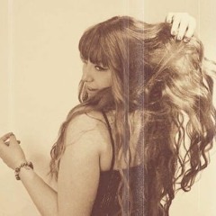 Needy performed by Nina Jade live in Fizzi Studios