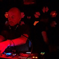 craigneeld -  Back in the Room