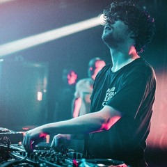 Virtual Riot - Dog Fight (VIP)