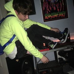 slimeyyskl ft Jay Fox -Flexin