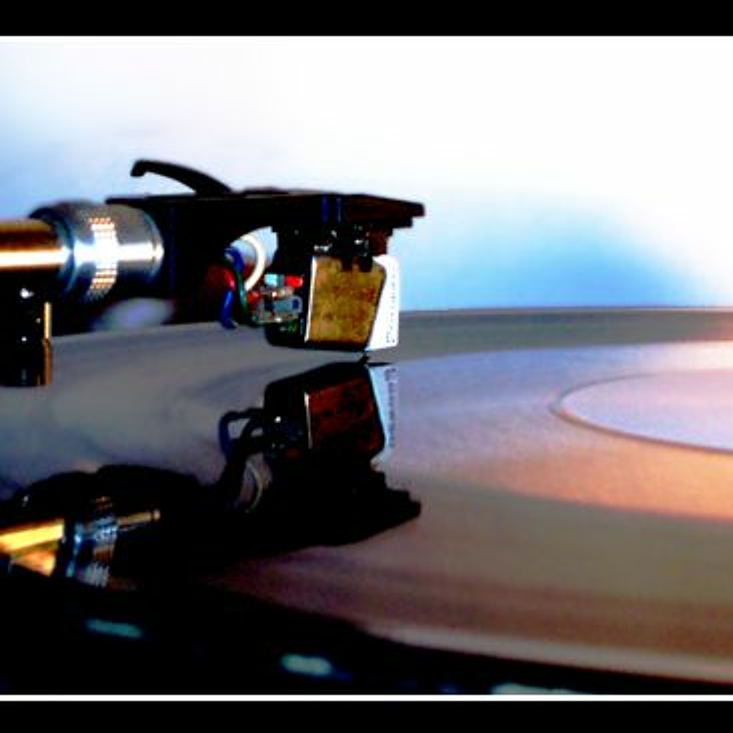 DJ Frankie Dee