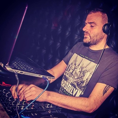 DJ Gavin Brown We Be Burnin Polly (rebuke vs Sean Paul bootleg)