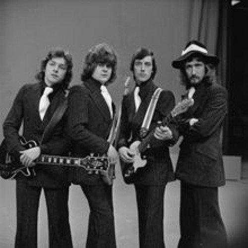 Stream Paper Lace Chris Morris 2015 Billy Dont Be A Hero by Bri Daveo