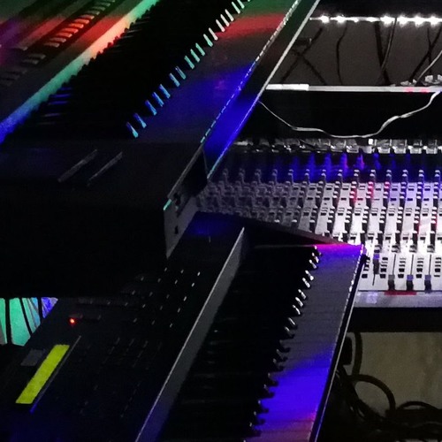 Iris Dee Jay - Out of your love (Synthez-Vous remix)
