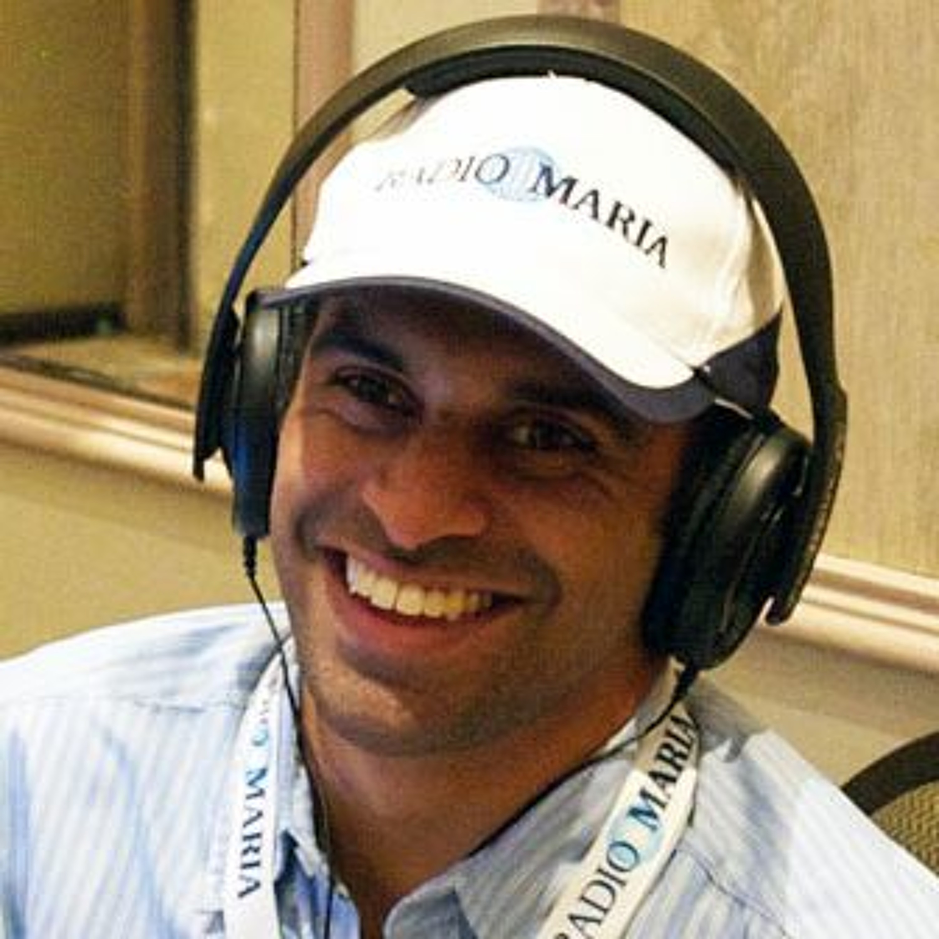 The Health Hub's 100th Episode with Alex Dias