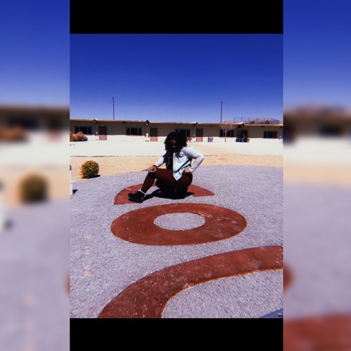 “Don’t Blame Me For The Reason We Been Falling Out😴” |@itslakeyahdanaee|