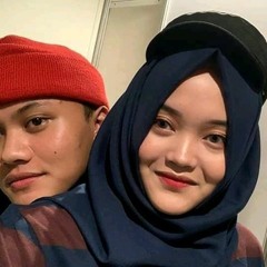 Putri Delina Feat Rizky Febian "Kawan"