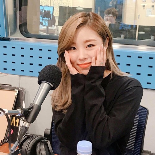 Stuck - Wheein (LIVE 190319)