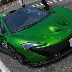 Green McLaren Hemi