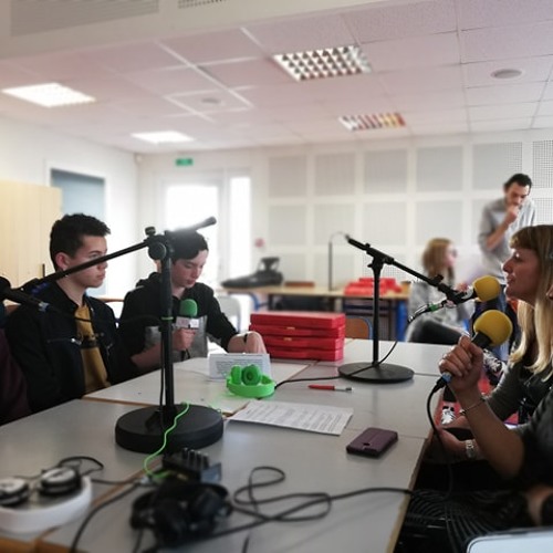 Stream Largue Nouvelle Expérience - collège de la Largue à Seppois-le-Bas  by Les ateliers de Radio MNE - l'école de la radio | Listen online for free  on SoundCloud