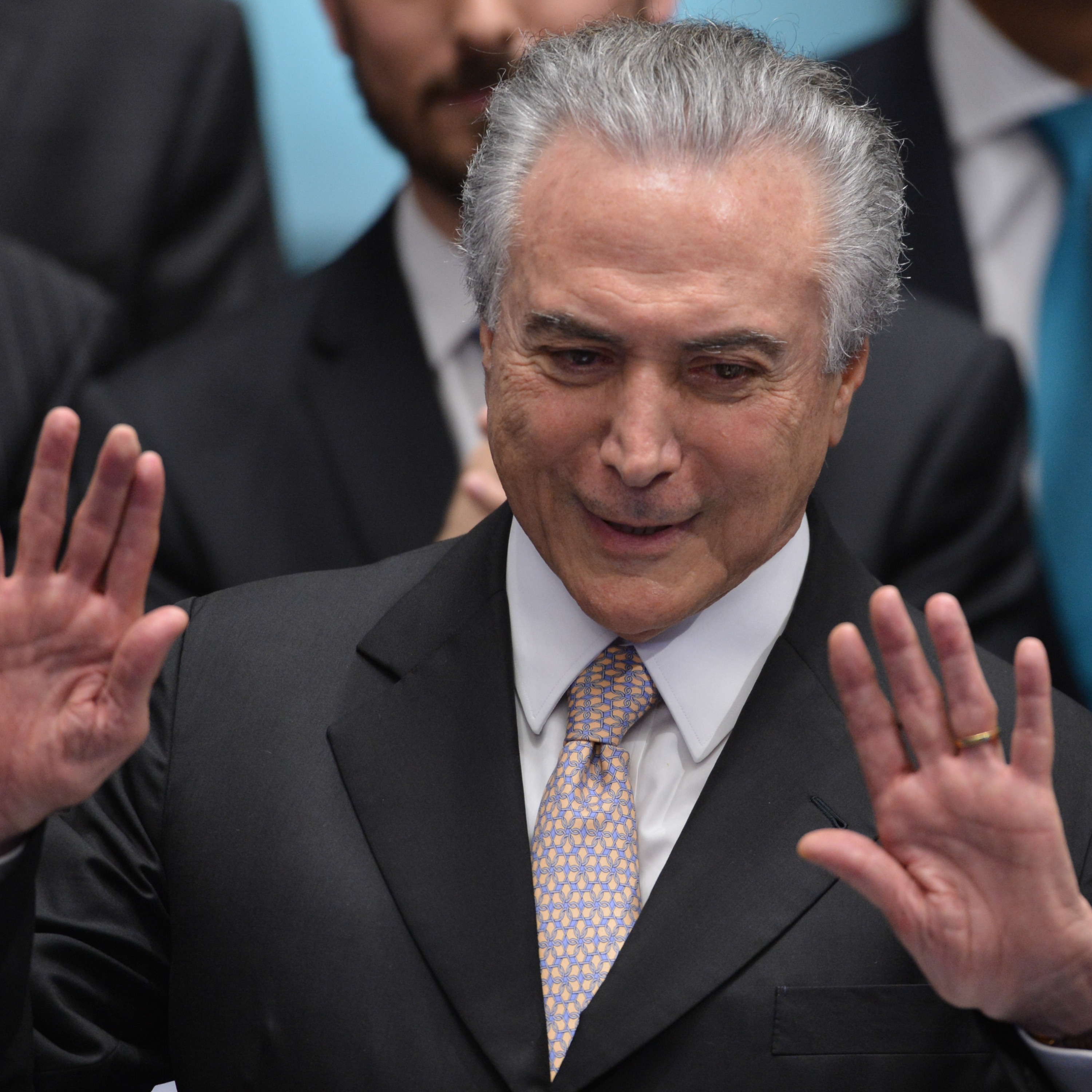Sagres Política - Podfalar