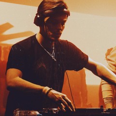 Julian Jordan & Loopers - ID