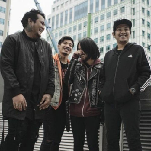 Last Child Back To December Cover Unplugged[1]