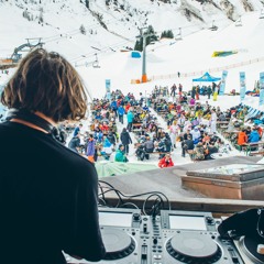 Groove to the Beat 16