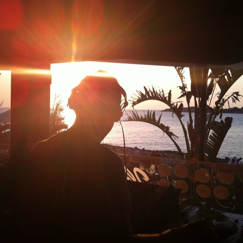 Josh Demello Live at Kanya Ibiza July 2011