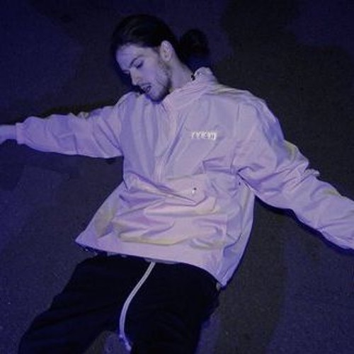 Bones - Troubled Youth (Extended version by Toots).mp3