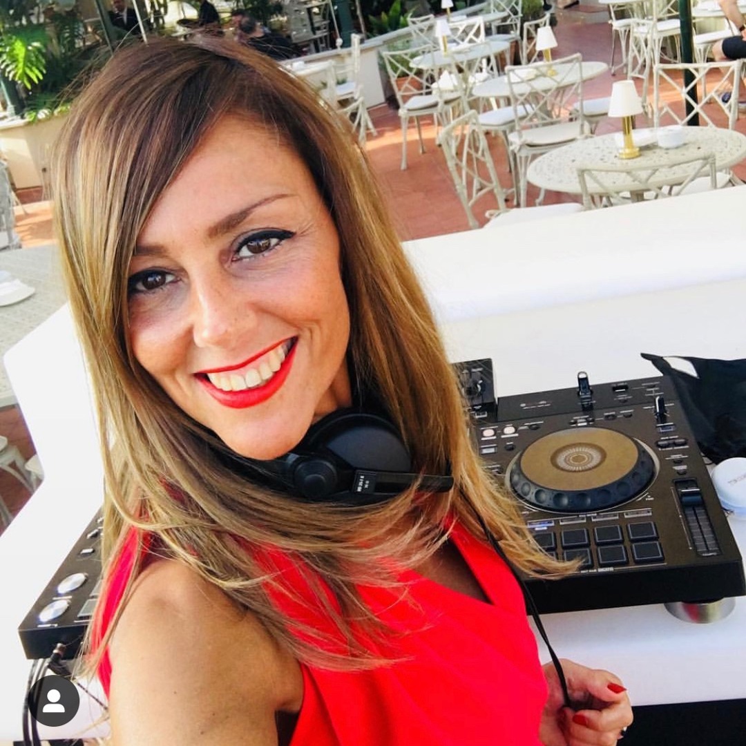 Stream DJ Rachel Leah - Luxury Resort DJs, Sunset Beats by Luxury ...
