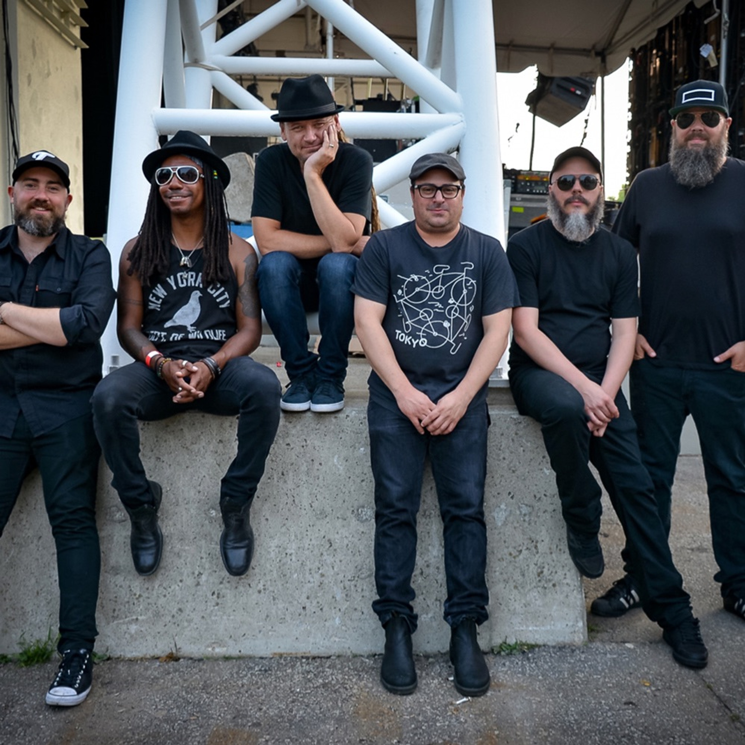 Folk Roots Radio... with Jan Hall