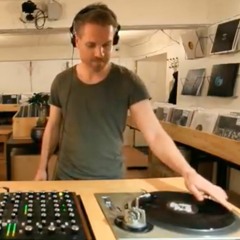Yoyaku Instore Session with Audio Werner