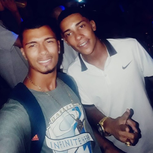 MC POZE - VIDA DE CHEFE (( PROD - DJ PL DO QUERÔ ))