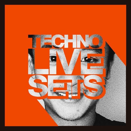 Techno Bitch x 💎