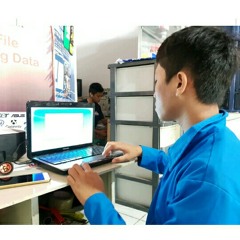 Teana massenge Herman