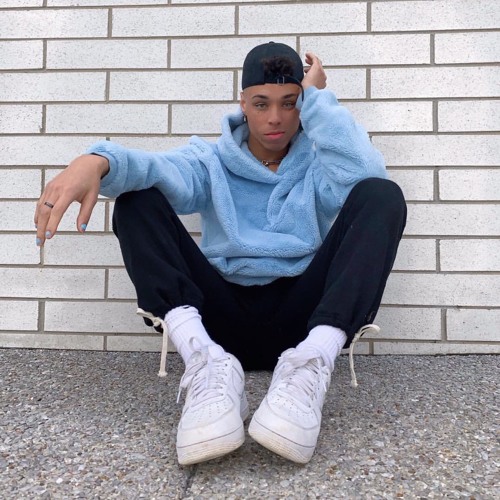 Last Place by Larray(Clean)
